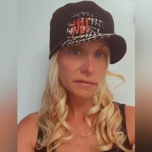 Bio-Domes headgear military style wool cap hat blk/red